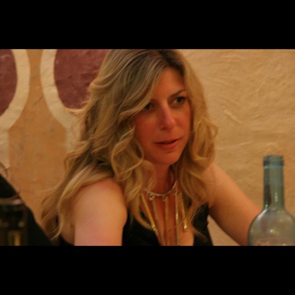 Meet your Posher, Stacy - Picture 1 of 1